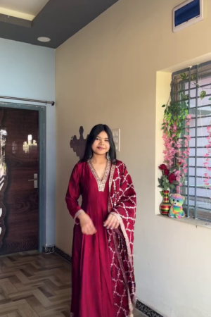 Women Embellished Thread Work Anarkali Kurta